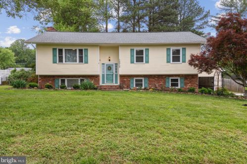 12012 Grantwood Dr, Fredericksburg, VA 22407-6259