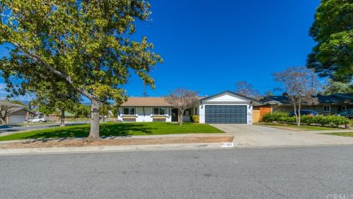 905 Roosevelt Rd, Redlands, CA 92374-6259
