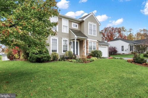 65 Adam St, York, PA 17404-8287