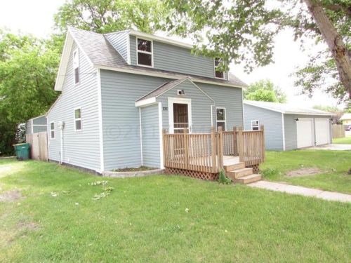 131 3rd Ave, Kindred, ND 58051-4318