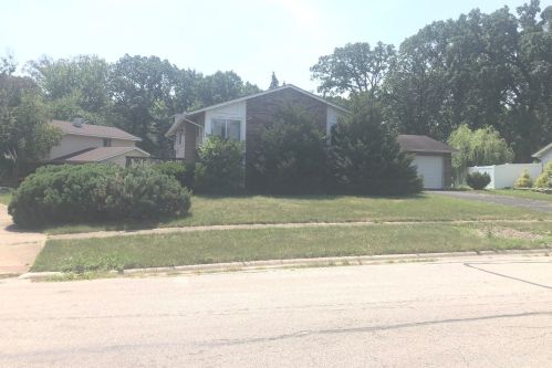 1 Westchester Ct, Lemont, IL 60440-1119