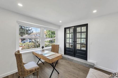 3586 Lathrop Ave, Simi Valley CA  93063-1119 exterior