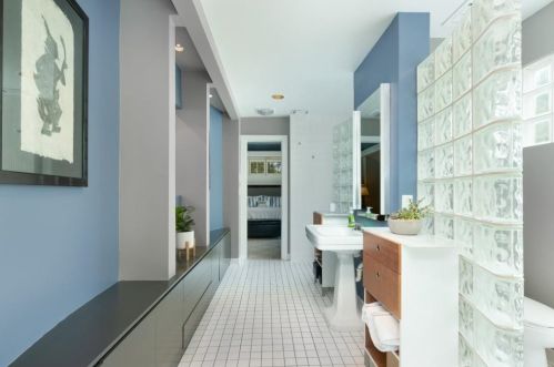 676 Hillpine Dr, Atlanta GA  30306-3277 exterior