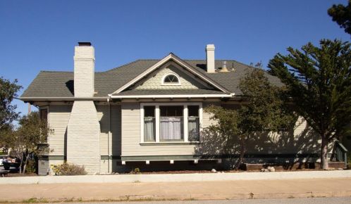 625 Forest Ave, Del Monte Park, CA 93950-4221