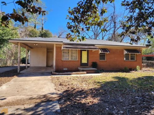 302 Briardale Ave, Warner Robins, GA 31093-2232