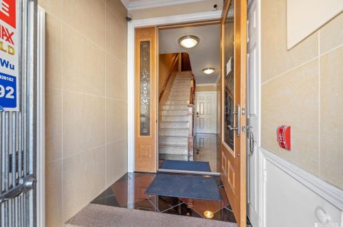 1517 12th Ave, San Francisco, CA 94122-3503