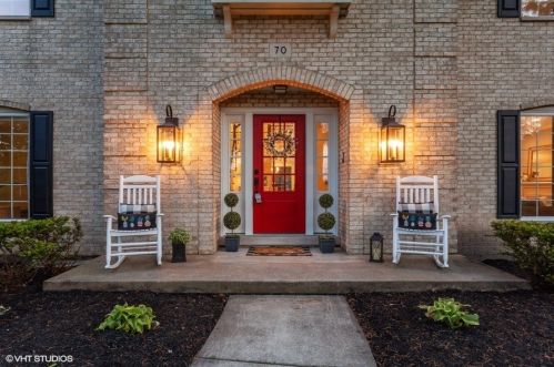 70 Horseshoe Ln, Lemont IL  60439-9118 exterior