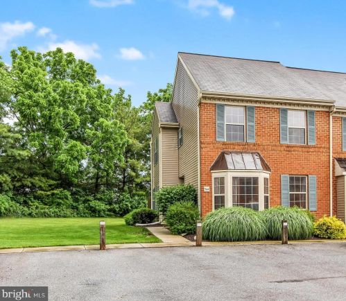 344 Meetinghouse Ln, Lancaster, PA 17601-7017