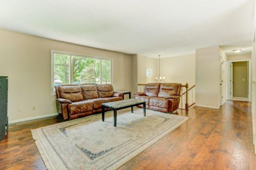 10351 Hummingbird St, Minneapolis, MN 55433-4758