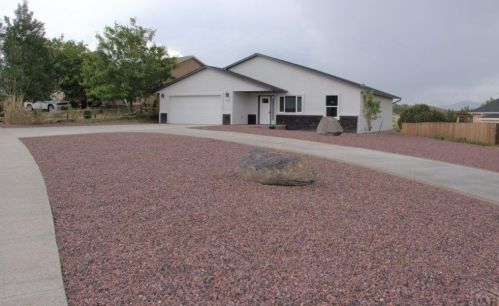 142 High Meadows Dr, Florence, CO 81226-9454