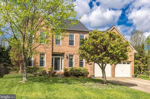 3020 Jeannie Anna Ct, Herndon, VA 20171-4072