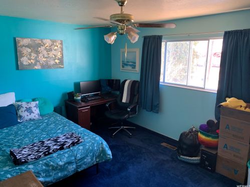 385 Rosewood Dr, Hyrum, UT 84319-1754