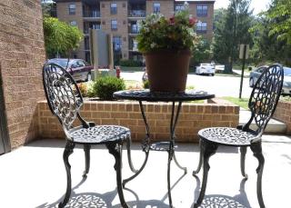 101 Kenilworth Park Dr, Baltimore MD  21204-2257 exterior