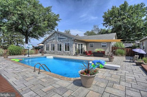 3941 Elmerton Ave, Harrisburg, PA 17109-1249