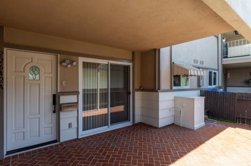 22642 Nadine Cir, Torrance, CA 90505-8071