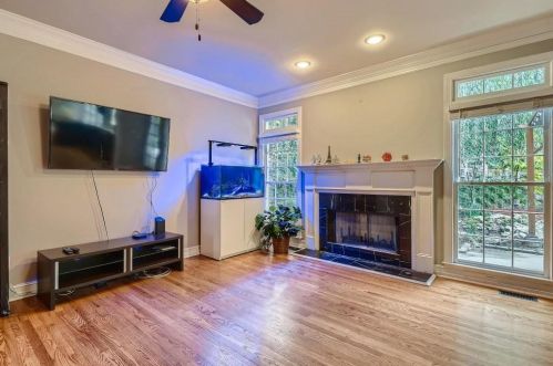 2134 Briarlake Trce, Atlanta GA  30345-3669 exterior