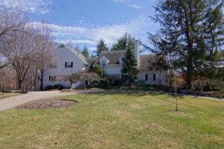 6630 Glen Acres Dr, Cincinnati OH  45237-3624 exterior