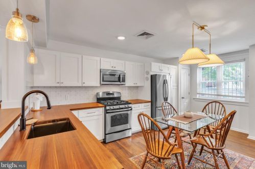 1240 Catharine St, Philadelphia PA  19147-2627 exterior