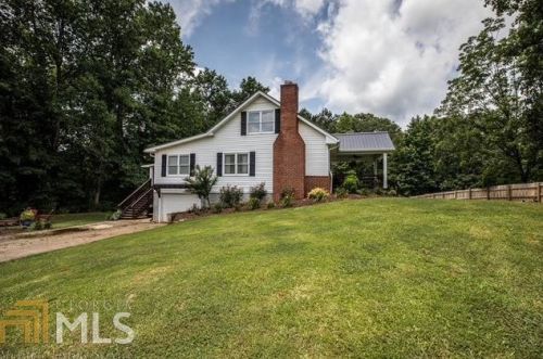 296 Greenwood Lake Dr, Franklin, GA 30217-5732