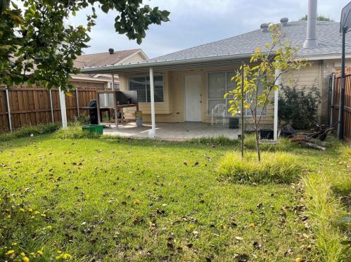 309 Apollo Rd, Garland TX  75040-3744 exterior