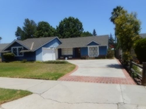 6644 Columbus Ave, Van Nuys, CA 91405-4516