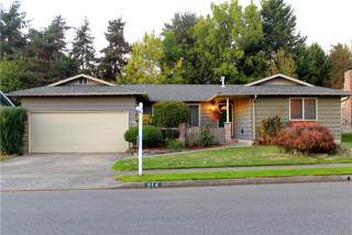 814 27 St, Seattle WA  98055-5044 exterior