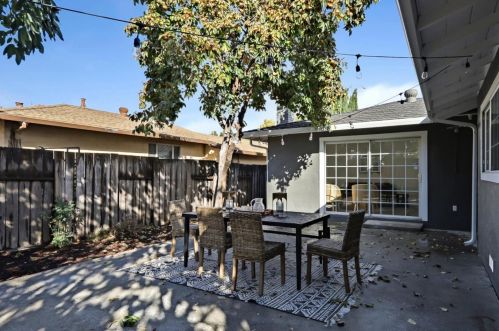 387 Smithwood St, Milpitas CA  95035-4126 exterior