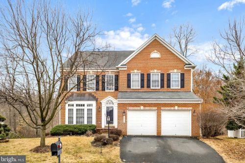 1010 Hotchkiss Ct, Fredericksburg, VA 22401-8405
