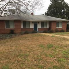 266 Adams St, Tennille, GA 31089-1103