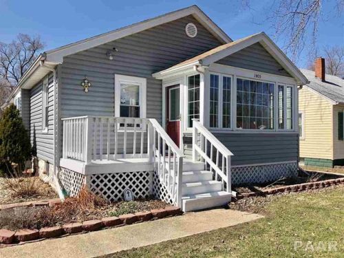 1405 8 St, Pekin IL  61554-5804 exterior