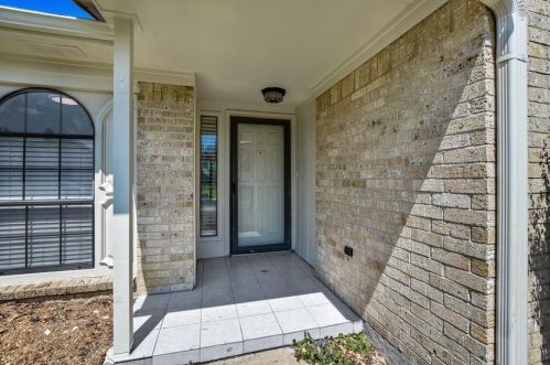 801 Harvest Glen Dr, Plano TX  75023-6825 exterior
