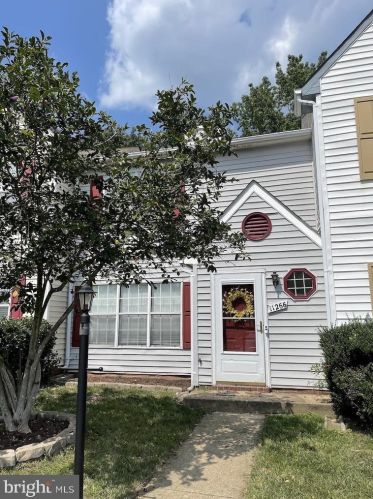 11266 Girven Ct, Fredericksburg, VA 22407-7694