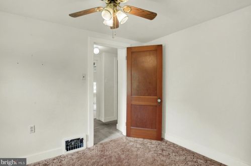 1550 Trindle Rd, Carlisle PA  17015-9759 exterior