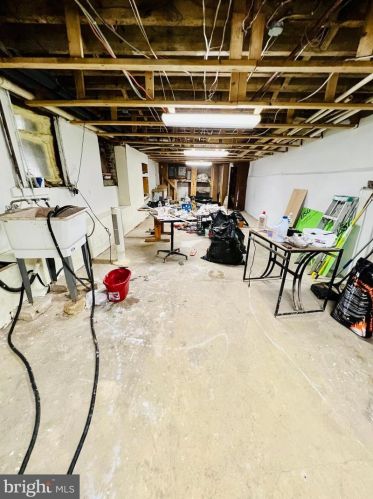 3563 11 St, Philadelphia PA 19140-4303 exterior