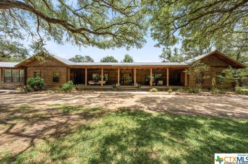 36 Spur Dr, Morgans Point, TX 76513-9228