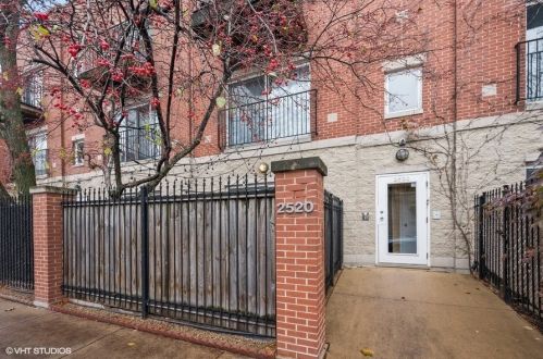 2520 Bloomingdale Ave, Chicago, IL 60647-4316