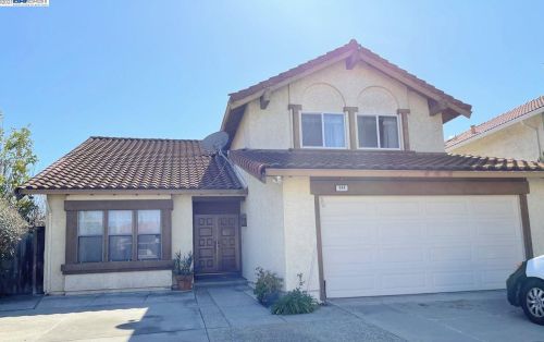 844 Las Lomas Dr, Milpitas, CA 95035-4527