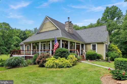 3718 Rolling Hills Dr, Delaplane, VA 20144-2140
