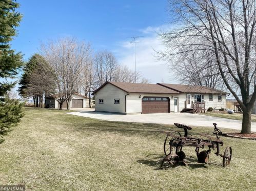 24222 Trobec St, Albany, MN 56307-9346