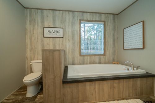 2396 Blocker Rd, Marshall TX 75672-3720 exterior