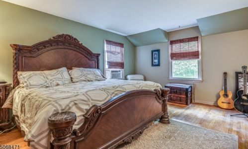 15 Cardinal Dr, Hackettstown NJ  07840-3005 exterior