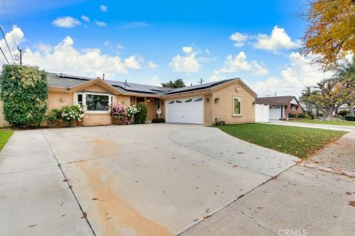 2949 Bridgeport Ave, Anaheim CA  92804-2049 exterior