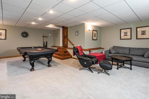 10 Alta Vista Dr, Princeton NJ  08540-7406 exterior