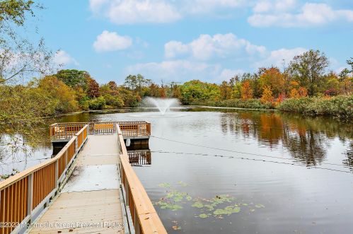 34 Redwood Dr, Tinton Falls NJ  07712-8702 exterior