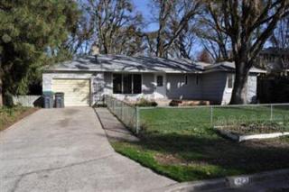 923 Park Ave, Medford, OR 97501-3585