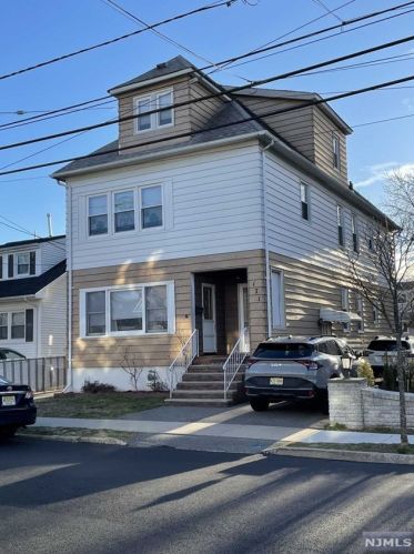 171 Main St, Outwater, NJ 07026-2549