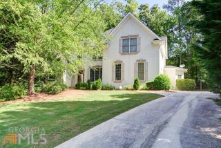 185 Forrest Lake Rd, Alpharetta, GA 30022-1006