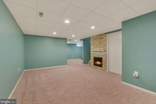 8205 Normandy Dr, Mount Laurel NJ  08054-5951 exterior