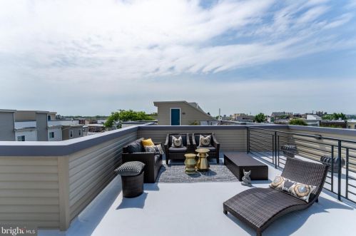 2341 Gordon St, Philadelphia PA 19132-4632 exterior