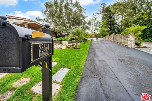 28624 Coveridge Dr, Palos Verdes Estates, CA 90275-4726